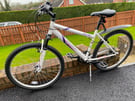 Girls/teenagers or ladies 18 speed Apollo bicycle mint condition
