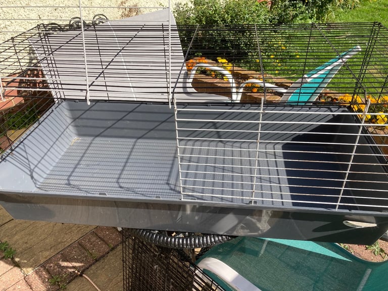 FERPLAST SMALL ANIMAL TEMPORARY CAGE - USED V.G.C.