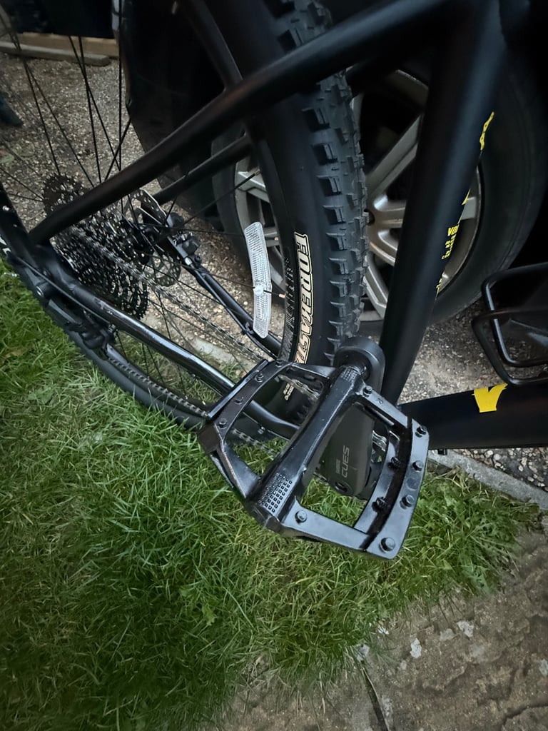 Voodoo Bizango Adults mountain bike 
