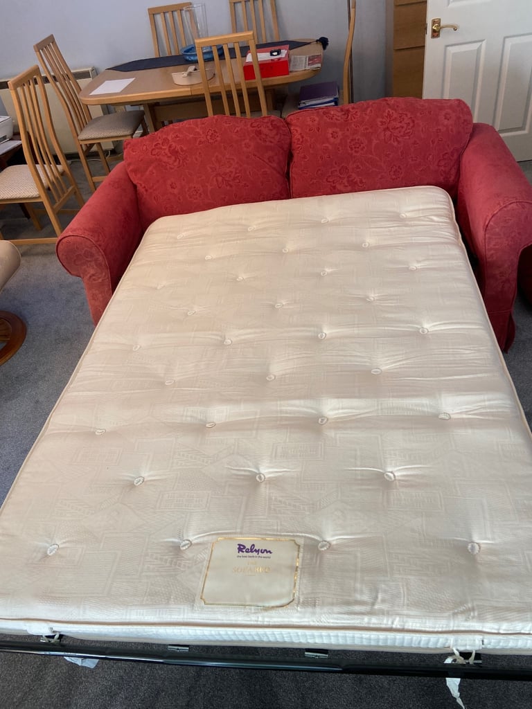 Sofa with pull out bed