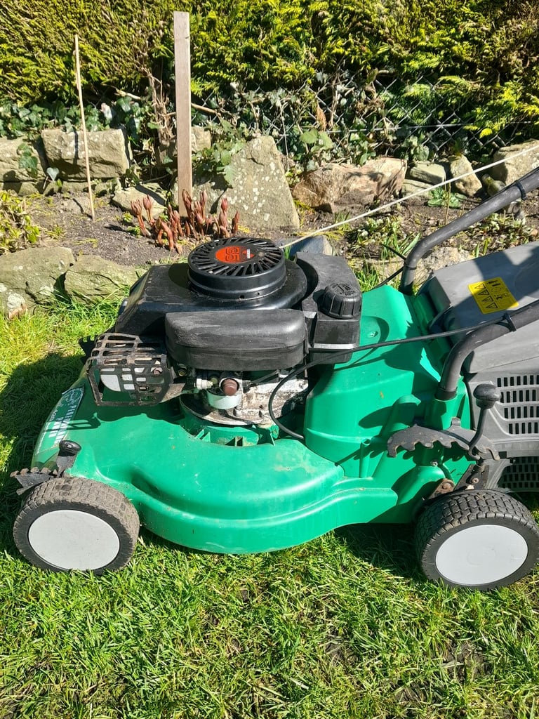 image for PERFORMANCE POWER 420 SELF PROPELLED  LAWN MOWER.