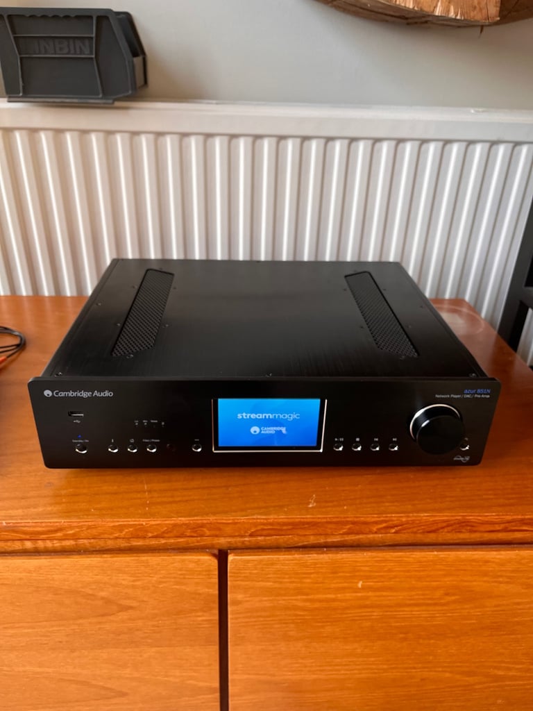 Cambridge Audio 851n Network streamer/DAC/ Preamp