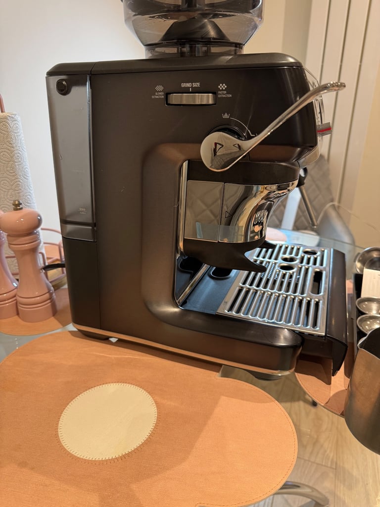 Sage The Barista Express Impress SES876BST Coffee Machine Black Stainless Steel