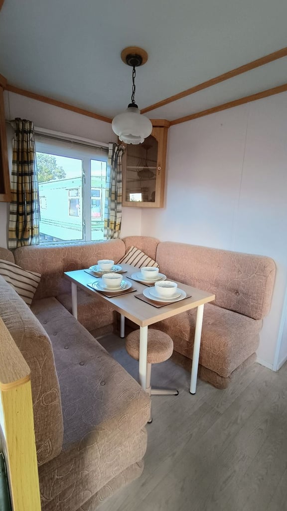 **Static caravan to rent long term**