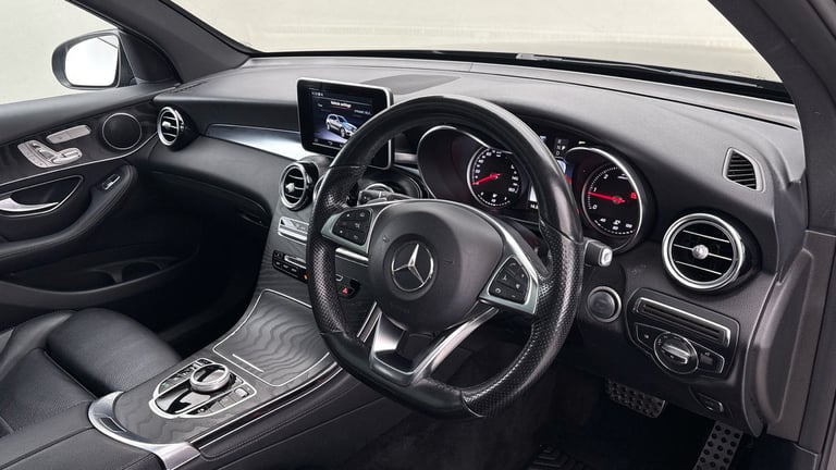 2017 Mercedes-Benz GLC 2.1 GLC220d AMG Line (Premium) SUV 5dr Diesel G-Tronic 4MATIC Euro 6 (s/s)...