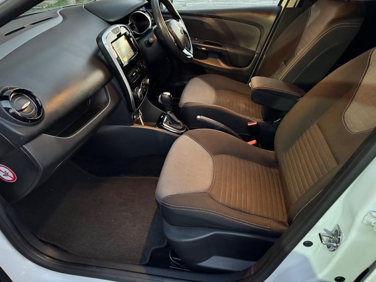 2015 Renault Clio 1.5 dCi Dynamique S Nav Auto Euro 6 5dr HATCHBACK Diesel Automatic