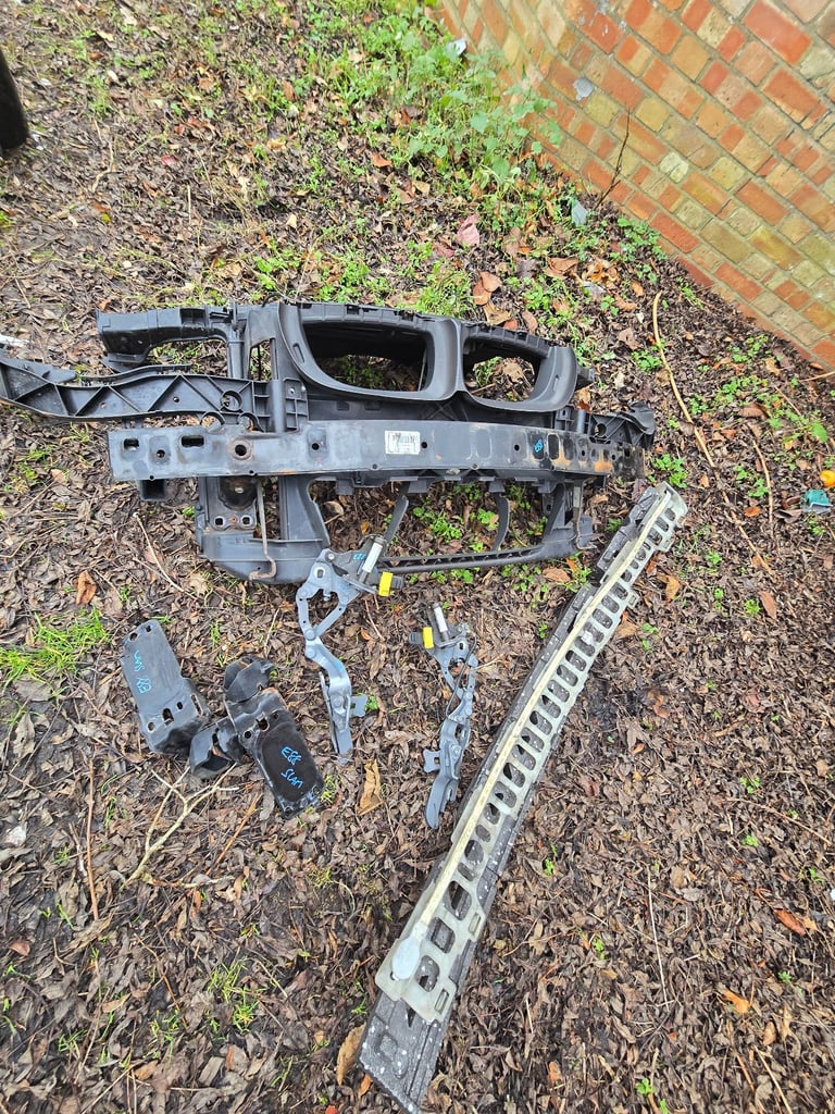 Bmw 1 Series E88 E82 Lci Slam Panel Pedestrian sensor BRACKET HINGES ACTUATORS Breaking Parts 