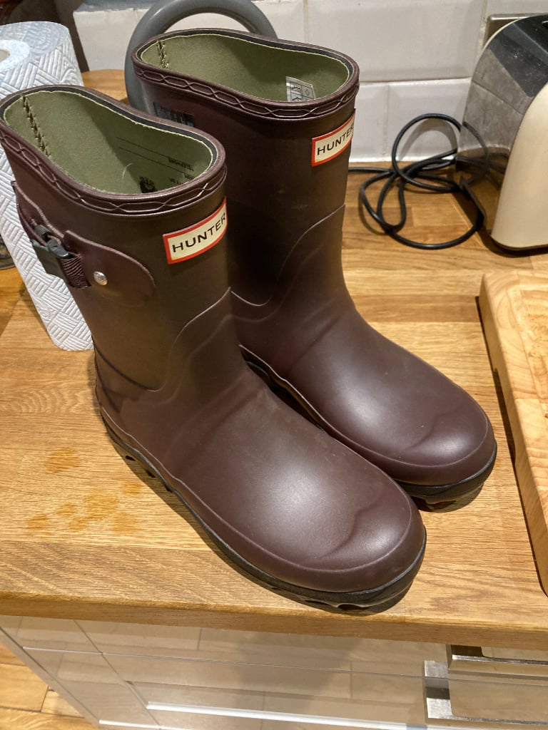 Burgundy sales hunter wellies