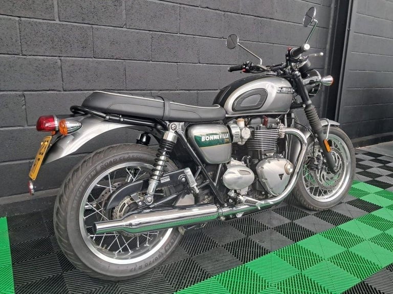 2023 23 TRIUMPH BONNEVILLE T120  FINANCE SPECIALISTS APPLY NOW