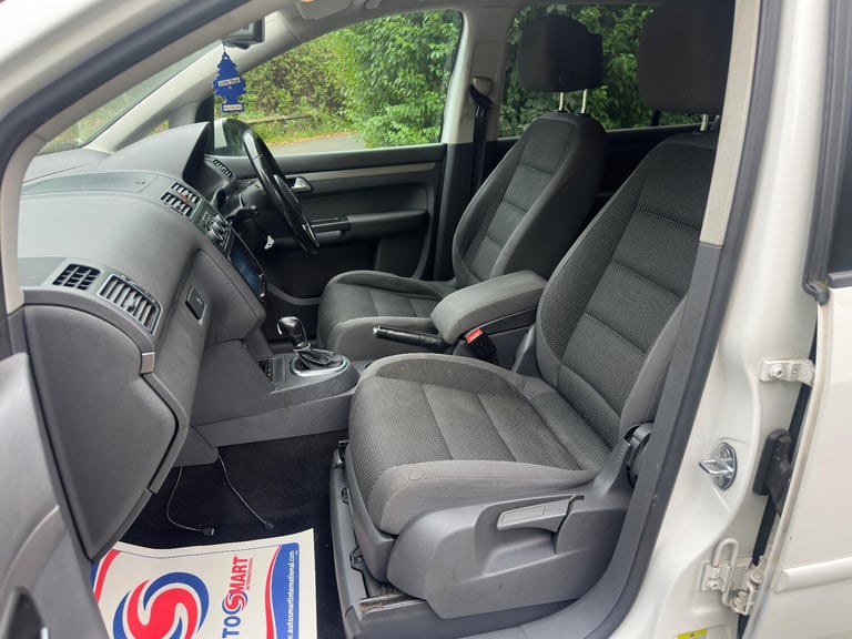 2013 Volkswagen Touran 1.6 TDI SE DSG Euro 5 5dr MPV Diesel Automatic