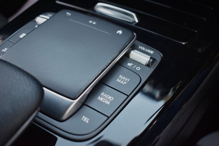 2020 Mercedes-Benz A-Class 1.3 A200 AMG Line (Executive) 7G-DCT Euro 6 (s/s) 5dr HATCHBACK Petrol...