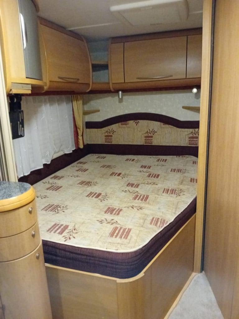 2003 SWIFT KONTIKI 660 FIXED BED MOTORHOME 