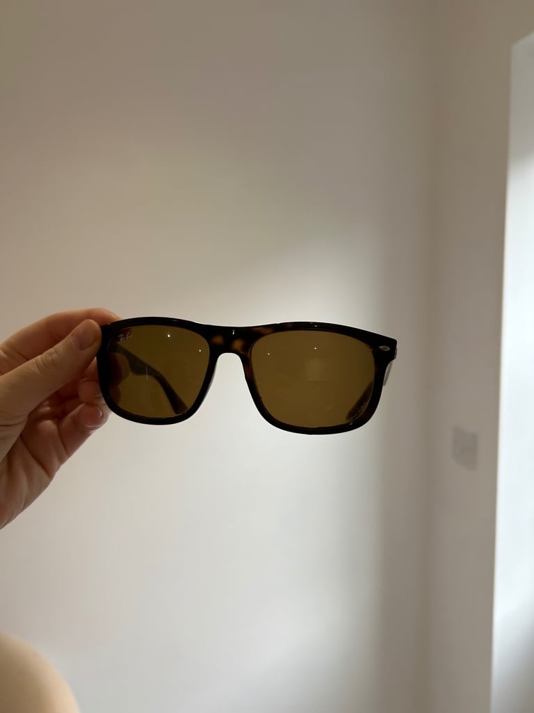 image for Rayban male sunglasses wayfarer