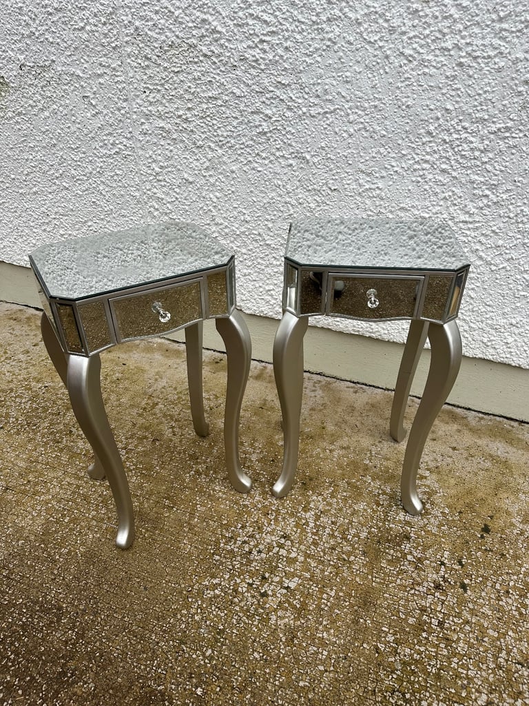 image for 2 x lockers 