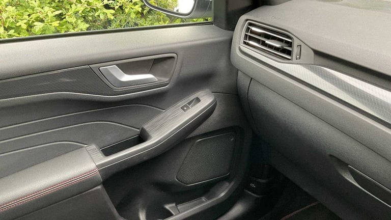 2022 Ford Kuga 2.5 PHEV ST-Line X Edition 5dr CVT SUV Plug-In Hy Automatic