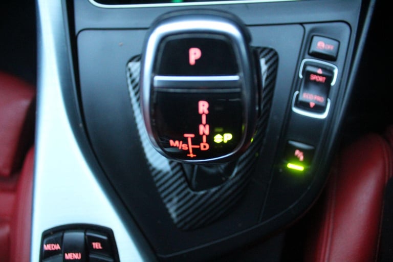 2013 BMW 1 Series 2.0 125d M Sport Auto Euro 5 (s/s) 5dr HATCHBACK Diesel Automatic