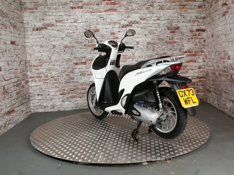 HONDA SH MODE 125 - 2023 Petrol Automatic in White