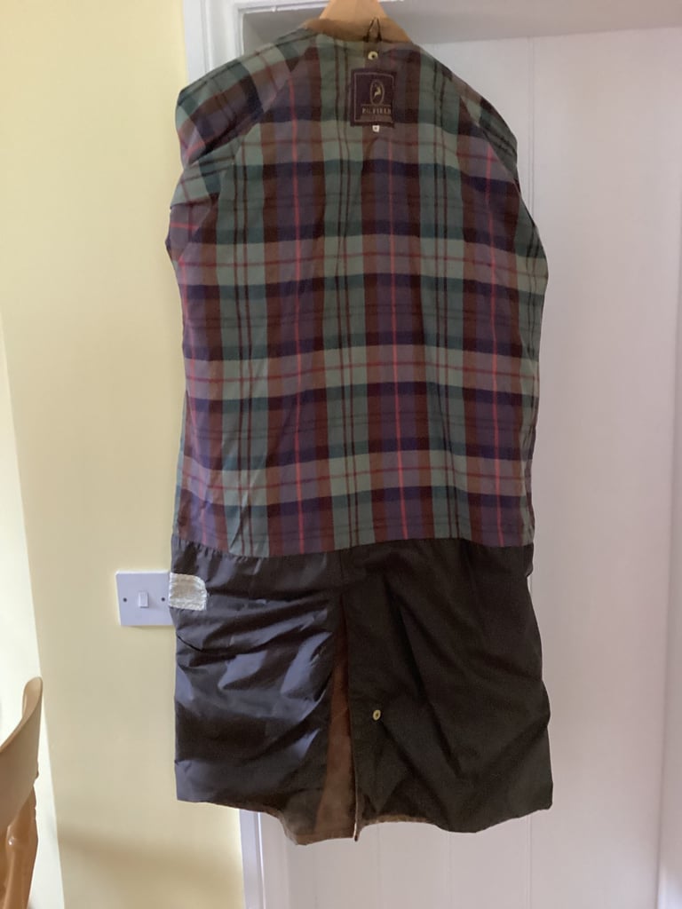 Waxed riding coat with cape