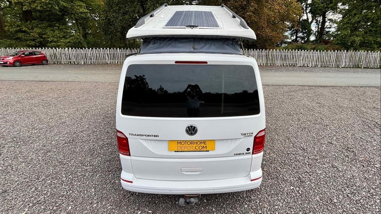2016 VW T6 Highline T28 SWB Starlight Campervan 4 Berth 5 Seat Belts