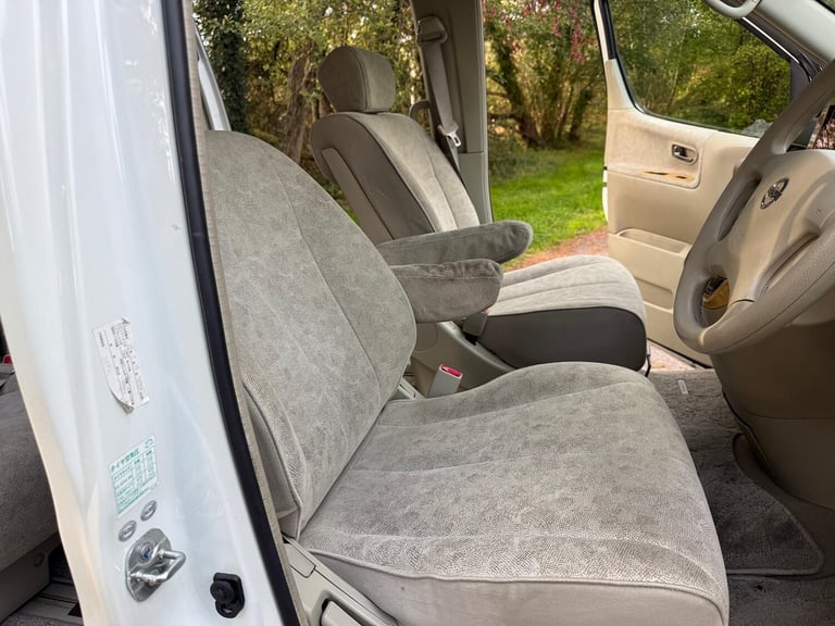 NISSAN ELGRAND 3.5 V6 E51 AUTOMATIC 2003