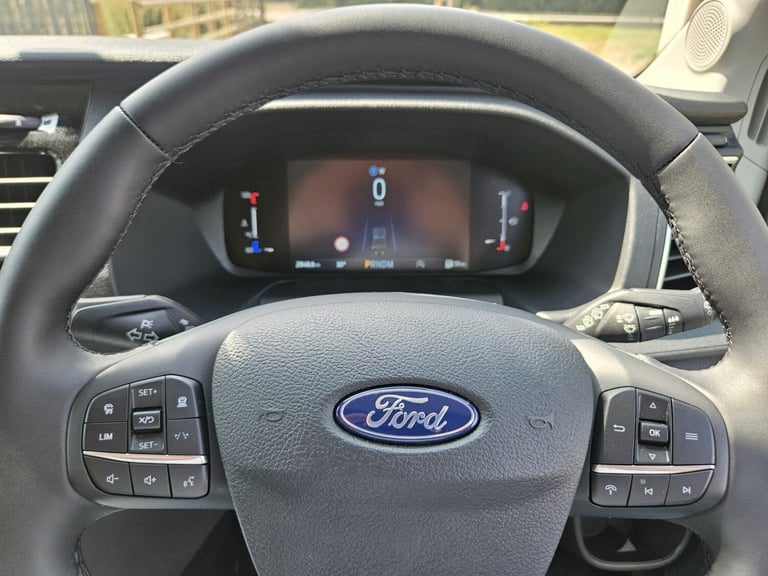 FORD TRANSIT 410 2.0 EcoBlue 165ps L3 H2 14 Seater Limited AUTO [Nav] * PLUS VAT