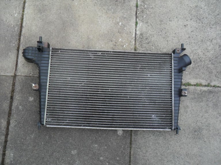 image for SAAB 95 AERO 2005 INTERCOOLER PN 4576039