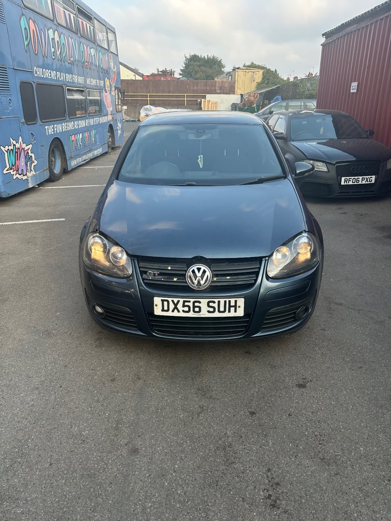 Vw golf breaking spares parts mk5 1.6 1.9 2.0 tfsi tdi