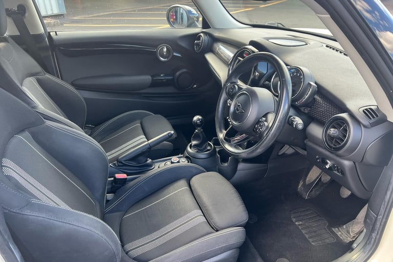  MINI 3 Door Hatch 2.0 Cooper S Hatchback 3dr Petrol Manual Euro 6 s/s 192 Ps