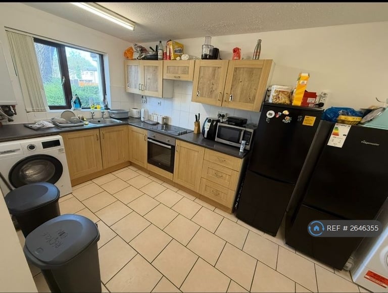 1 bedroom in Ombersley Close, Redditch, B98 (#2646355)