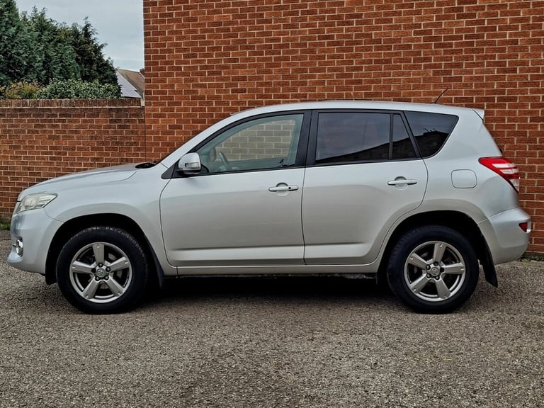 2012 Toyota RAV4 2.2 D-4D XT-R 5dr ESTATE DIESEL Manual