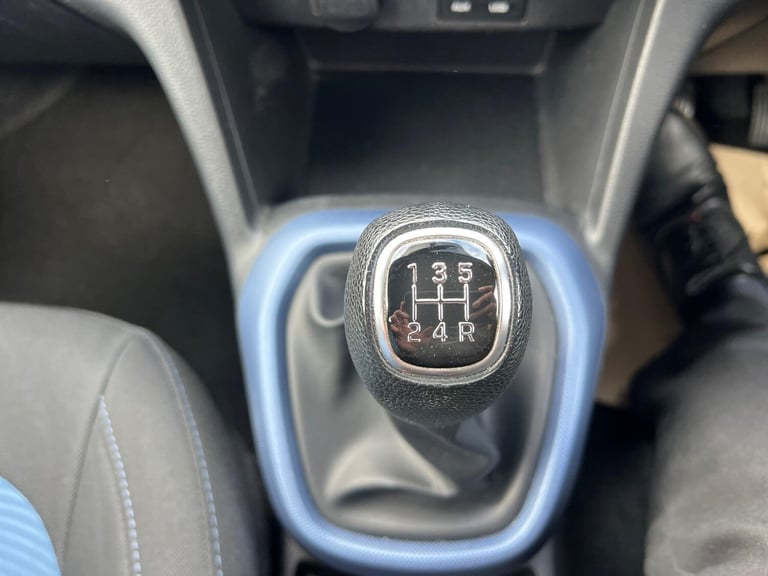 2016 Hyundai i10 1.0 SE Euro 6 5dr HATCHBACK Petrol Manual