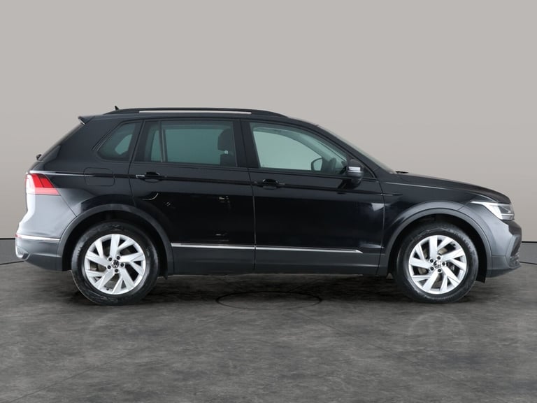2022 Volkswagen Tiguan 1.5 TSI 150 Life 5dr ESTATE PETROL Manual