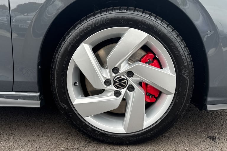 2025 Volkswagen Golf 1.5 TSI 272 GTE eHybrid 5dr DSG **PAN ROOF, HEADS UP** Hatchback PETROL/ELEC...