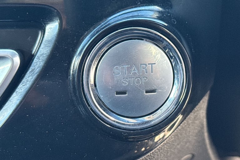 2024 MG MG HS 106288 Hatchback Petrol Automatic