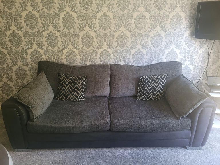 image for DFS ANTONIA 4 SEATER AND 3 SEATER SOFA