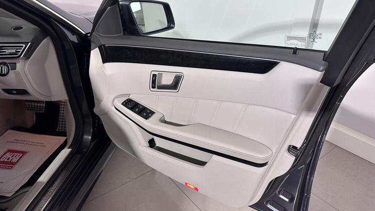 2015 Mercedes-Benz E-Class E350 BlueTEC AMG Line 5dr 9G-Tronic ESTATE DIESEL Automatic