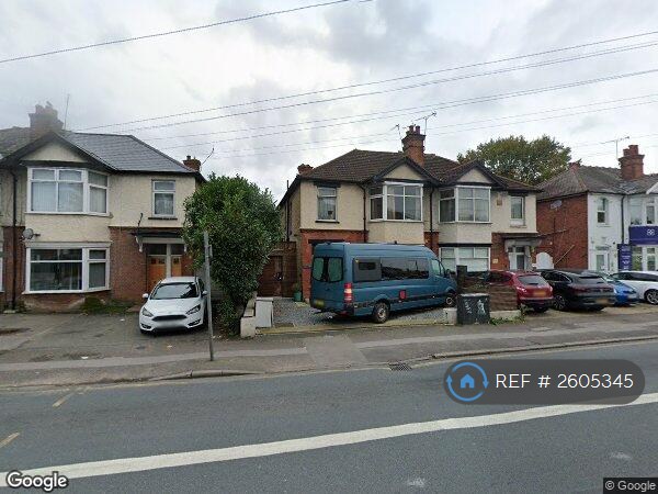 image for 2 bedroom flat in North Street, Romford, RM1 (2 bed) (#2605345)