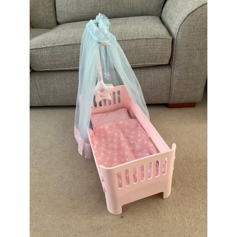 Baby annabell clearance cradle