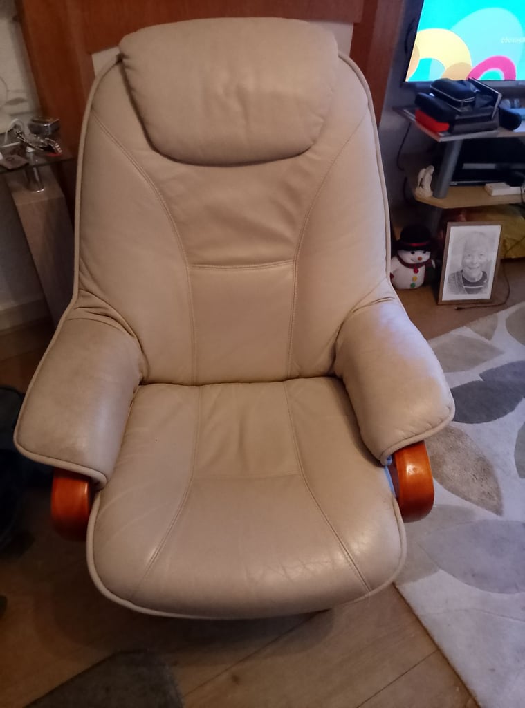 image for Cream leather swivel chair