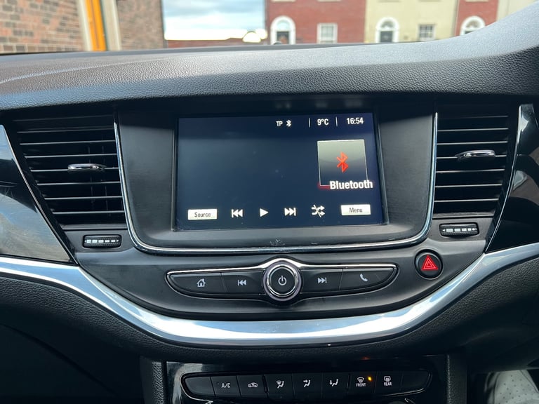 ***VAUXHALL ASTRA 1.4 150 BHP TURBO 2017***LOW MILEAGE 85K!***AUTOMATIC CAR!***SWAP PX***