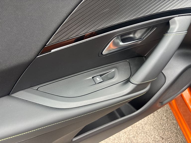  Peugeot 2008 SUV 1.2 Puretech Gt Suv 5dr Petrol Eat Euro 6 s/s 130 Ps Petrol