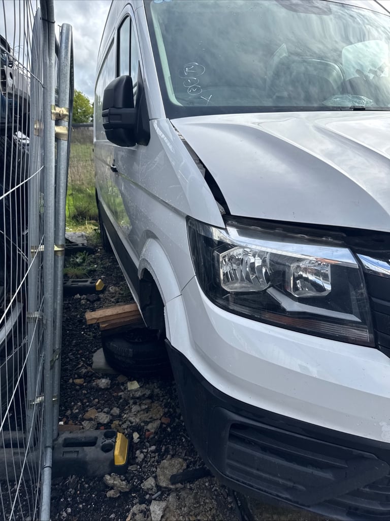 Volkswagen crafter mk2 2021 2.0 tdi fwd lwb white BREAKING FOR PARTS 