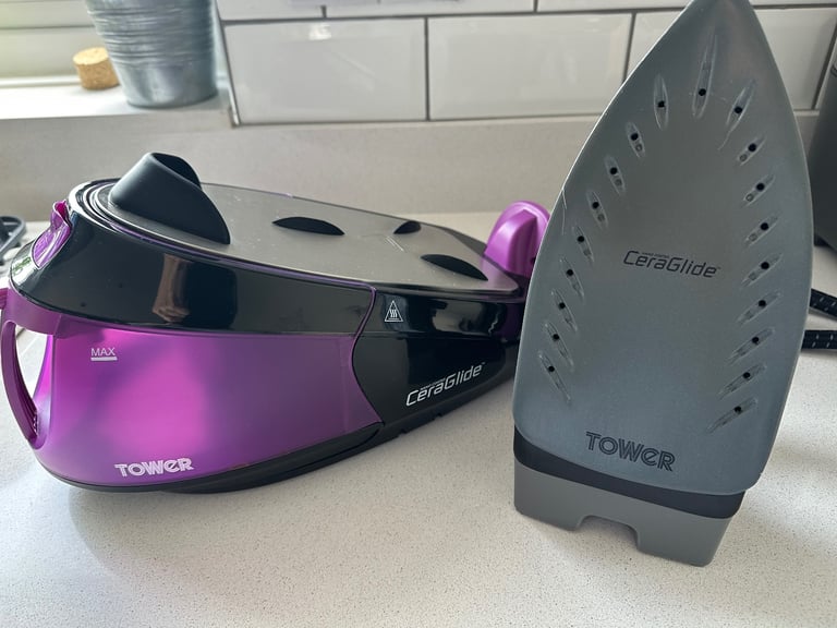 image for Tower CeraGlide Generator Steam Iron