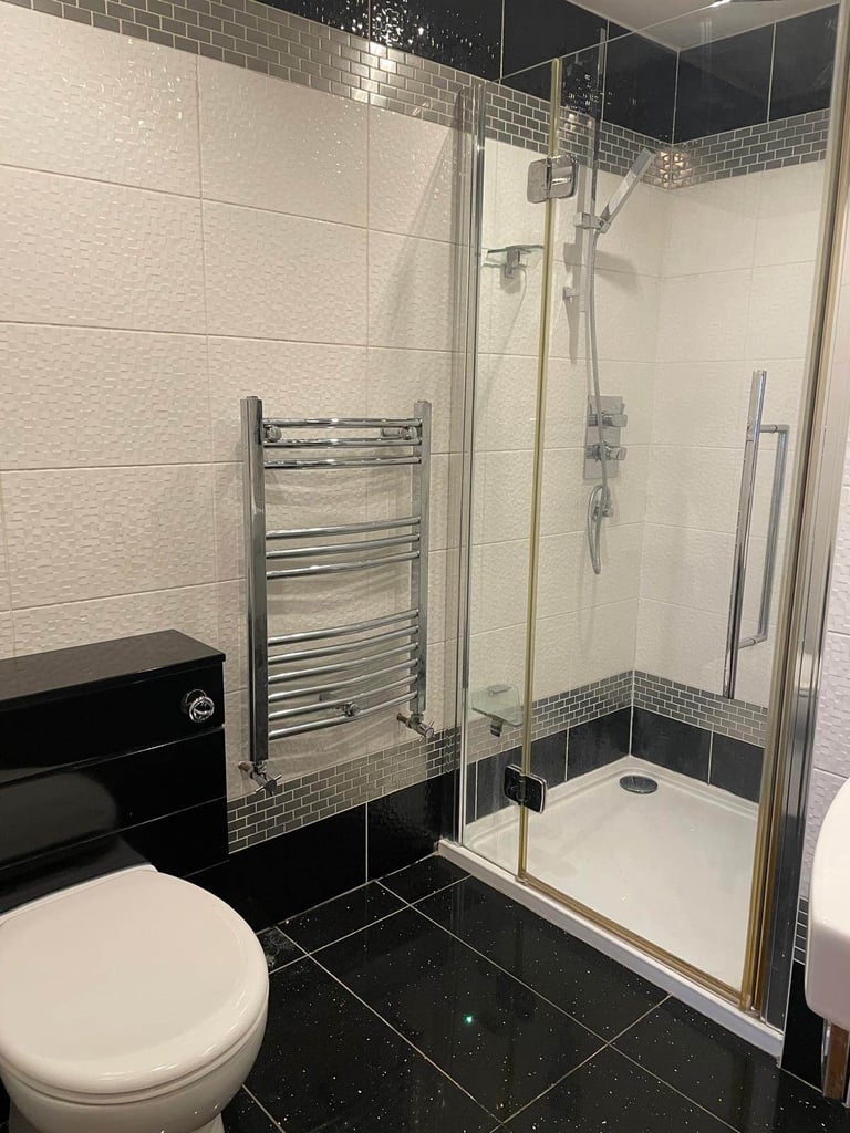 Beautiful studio flat for rent available 