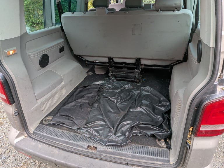 vw transporter shuttle lwb 140bhp 6 speed