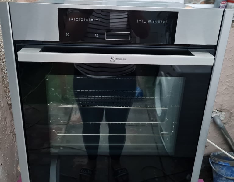 Neff N70 multifunction single electric oven built-in stainless Steel 