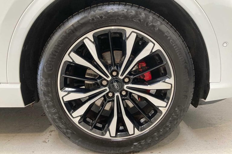 2020 Ford Kuga 1.5T EcoBoost ST-Line X First Edition Euro 6 (s/s) 5dr HATCHBACK Petrol Manual