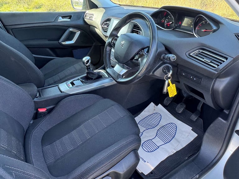 2016 Peugeot 308 1.6 308 Allure SW HDi Blue S/S 5dr Estate Diesel Manual