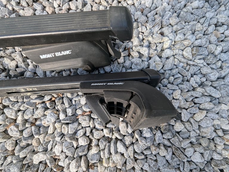 Roof bars, Mont Blanc RF22, for raised roof rails.