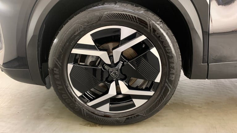 2024 Peugeot 2008 1.2 PureTech Allure SUV 5dr Petrol Manual Euro 6 (s/s) (130 ps) SUV Petrol Manual